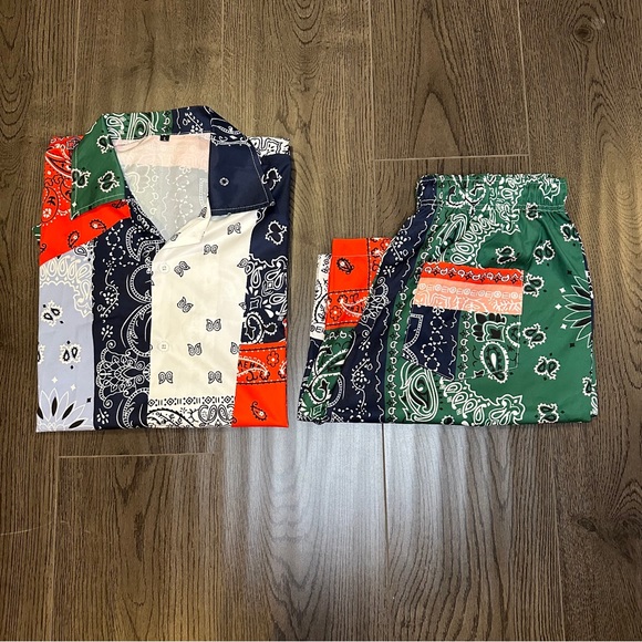 Casual Bandana Multicoloured Paisley Pattern Button Shirt Short Set Size Large - Picture 3 of 11